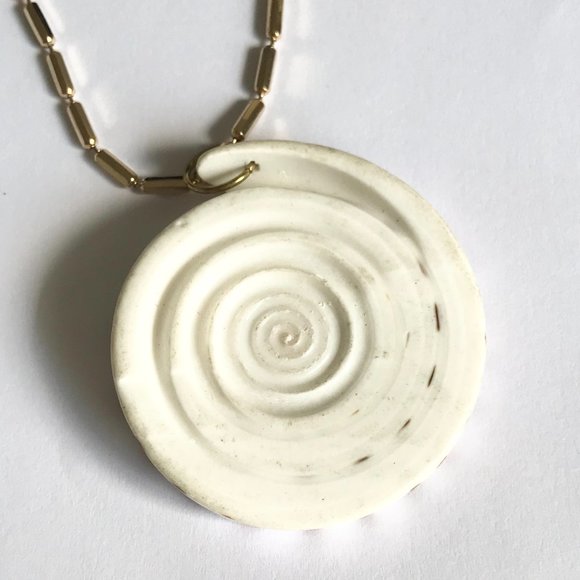 Natural Shell Shiva Nautilus Pendant Necklace Choker Mermaid Gold Plated 15-17" - Picture 6 of 8